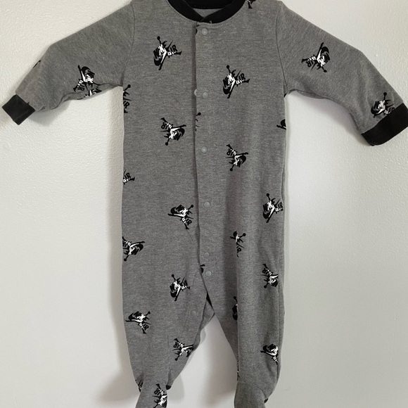 Jordan Nike Air Gray and Black Kids One Piece Footie size 9 mos - Picture 1 of 6